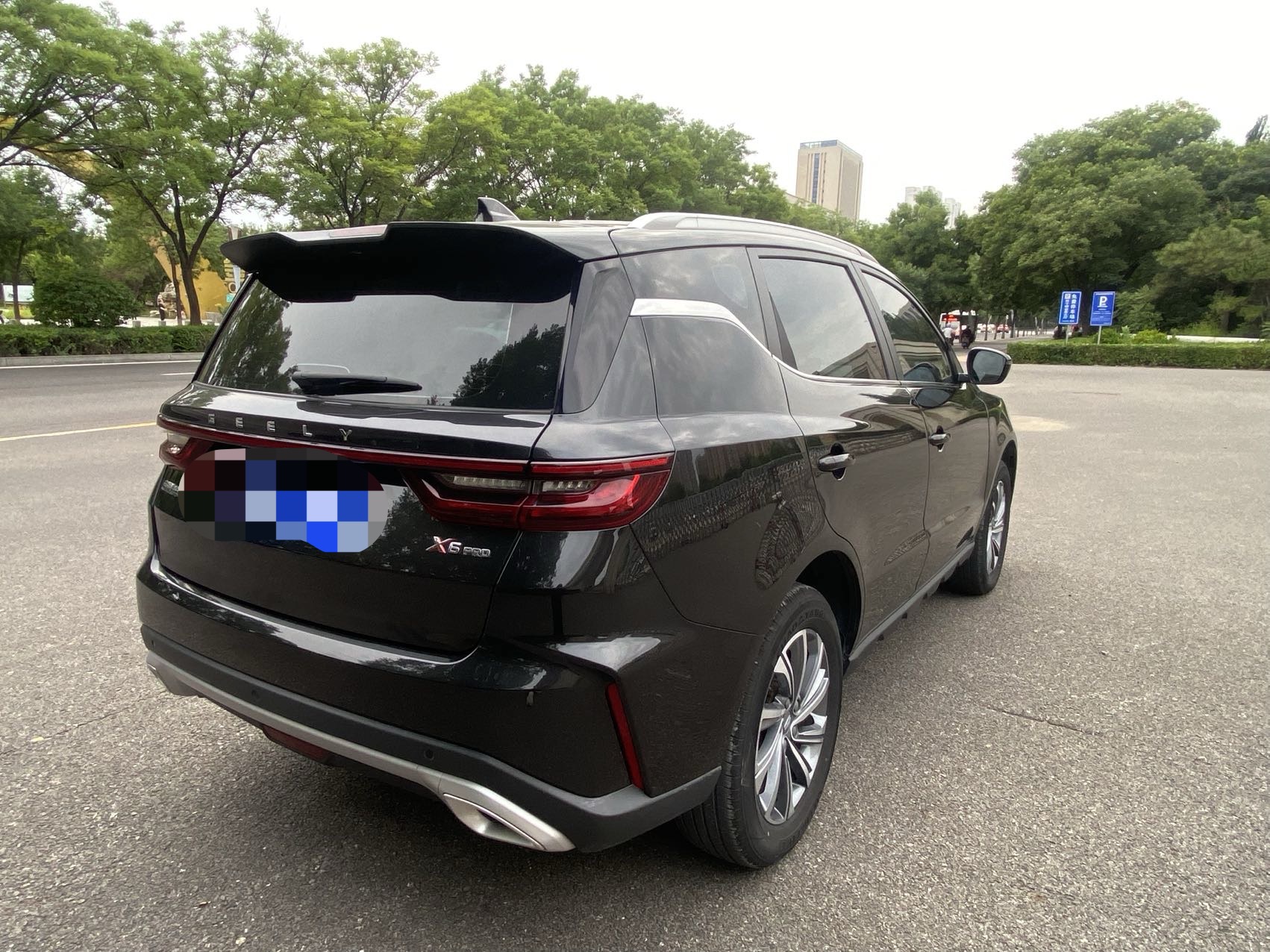GEELY Vision X6 2022 car image #13