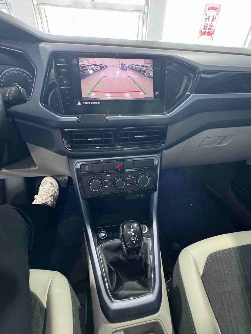 Volkswagen T-Cross 2021 imagem de carro #13
