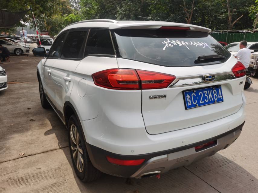 GEELY Boyue 2017 #4 GEELY Boyue 2017 car image #4