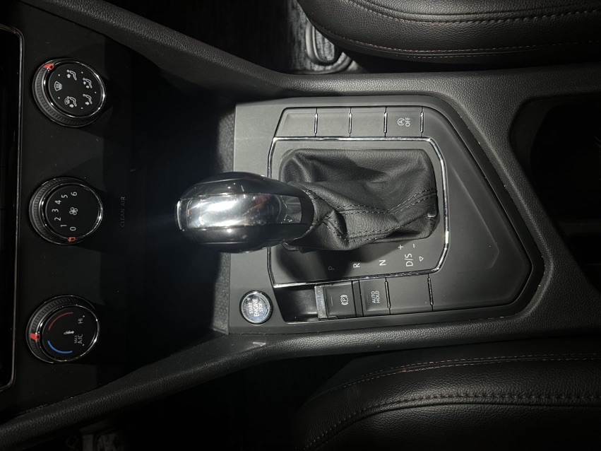Volkswagen Tharu 2022 car image #13