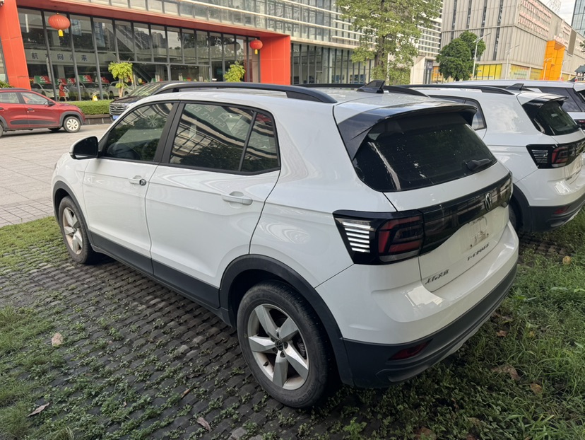 Volkswagen T-Cross 2025 #6 Volkswagen T-Cross 2025 car image #6