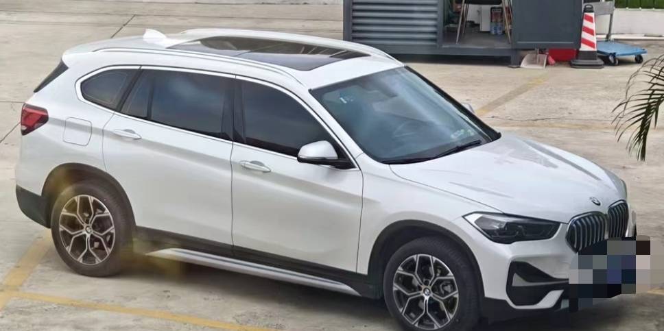 BMW X1 2023 #3 BMW X1 2023 car image #3