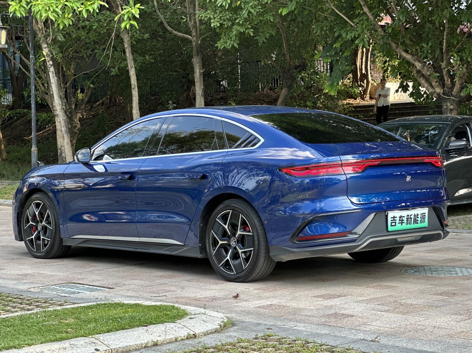 BYD Han 2022 #7 BYD Han 2022 car image #7