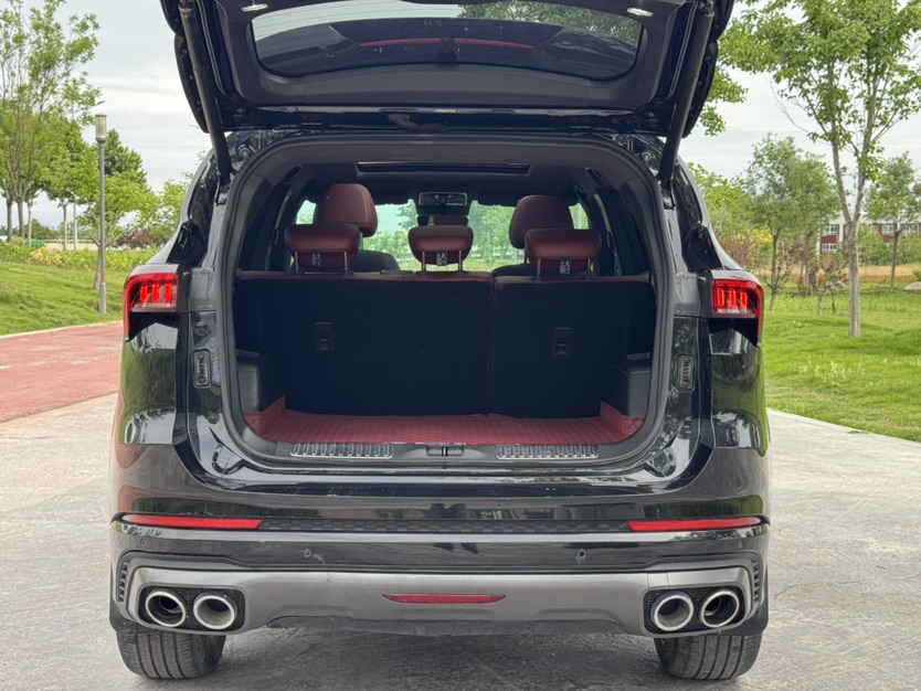 Jetour X70 PLUS 2023 car image #12
