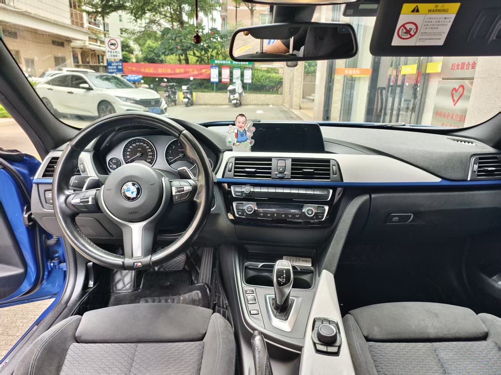 BMW 3 Series 2018 #3 BMW 3 Series 2018 car image #3
