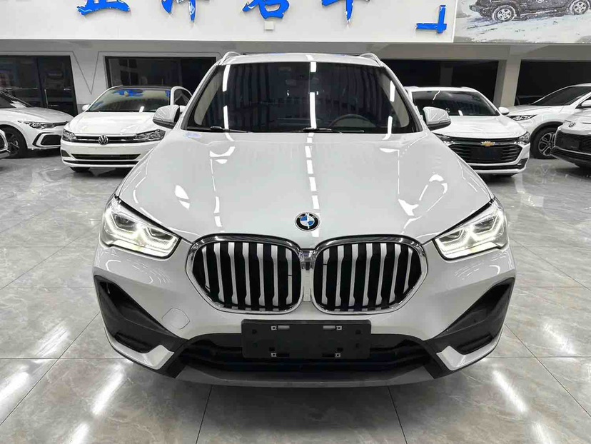 BMW X1 2021 car image #2