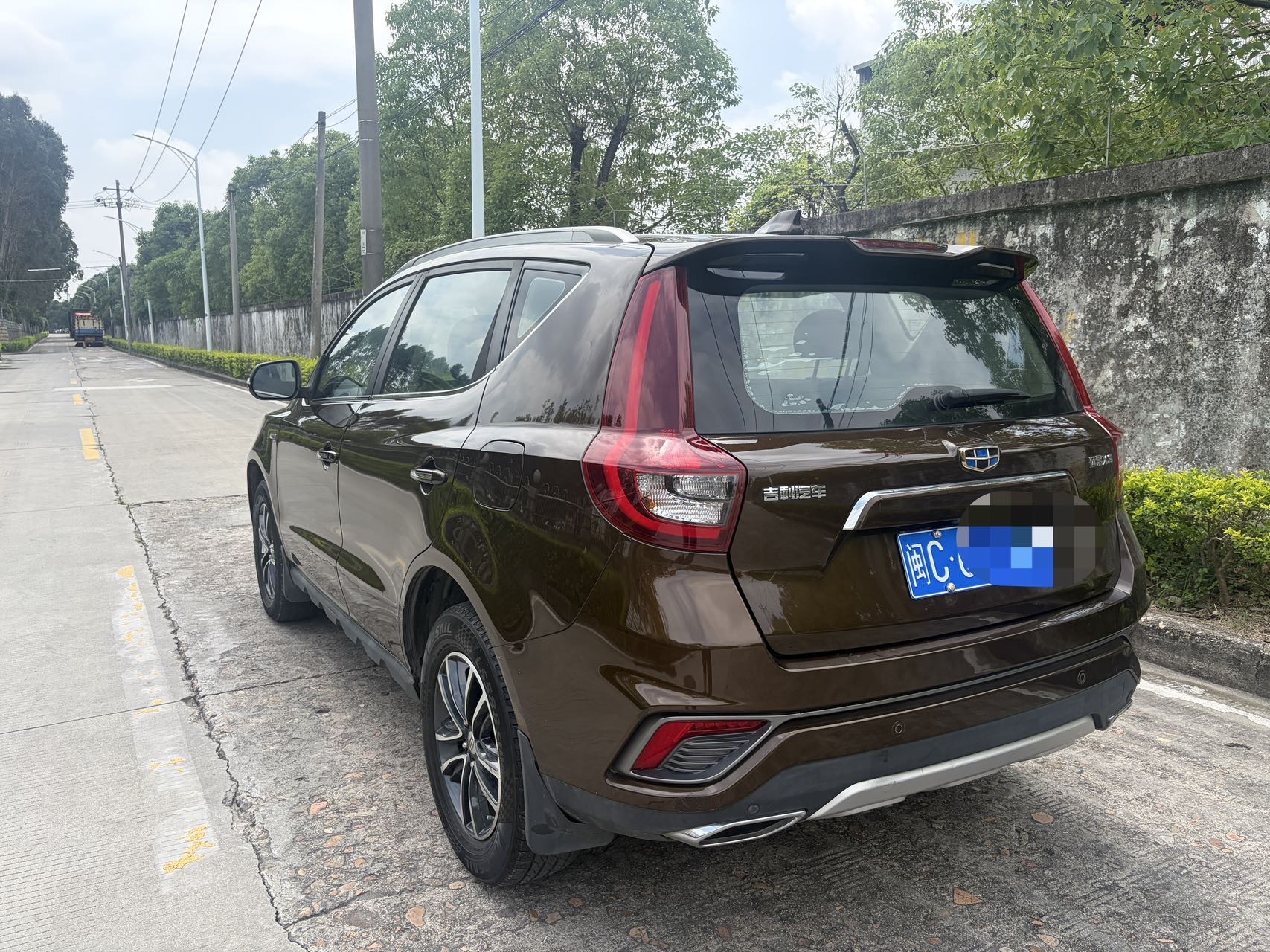 GEELY Vision X6 2019 car image #4
