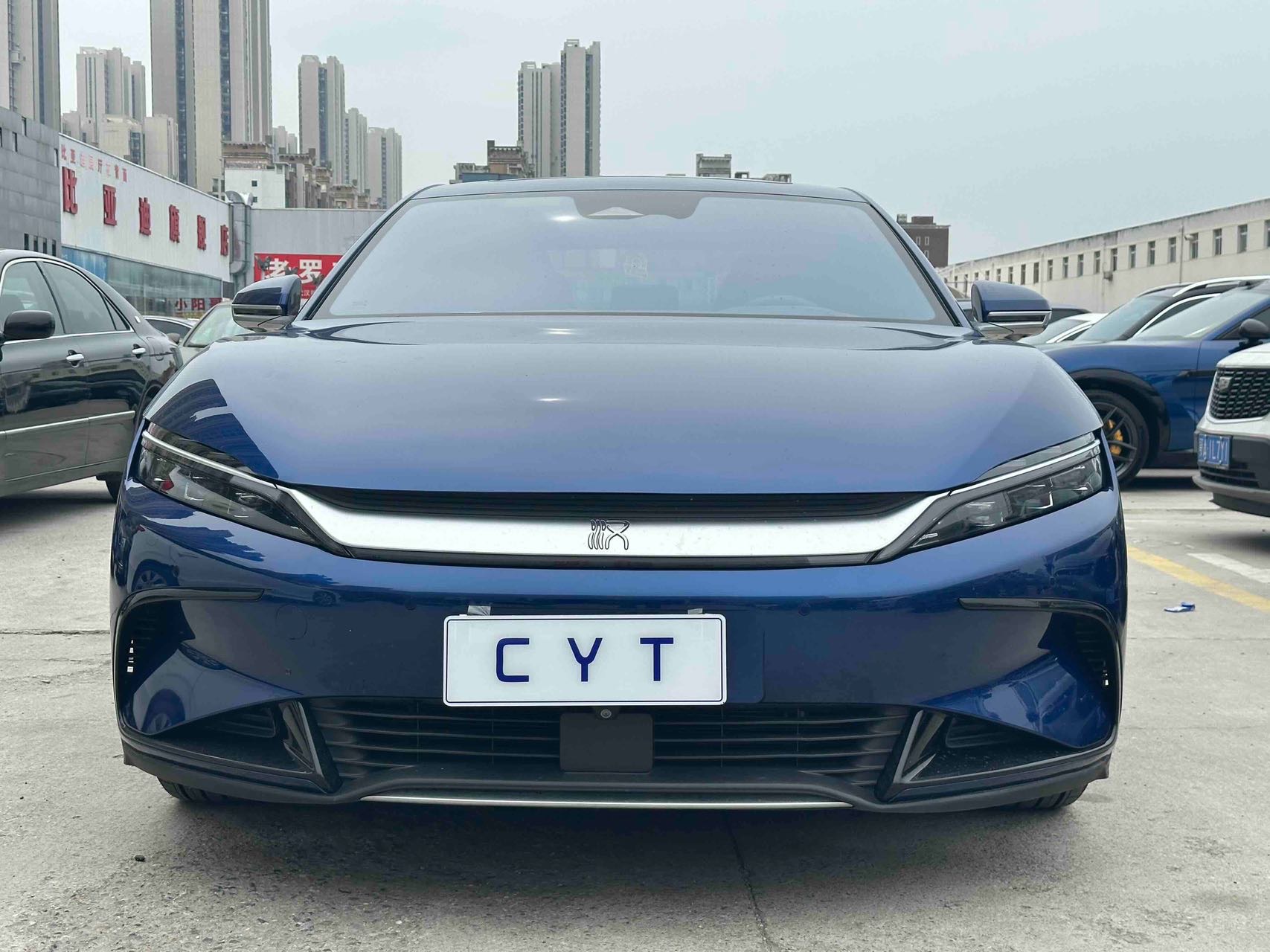 BYD Han 2022 #2 BYD Han 2022 car image #2