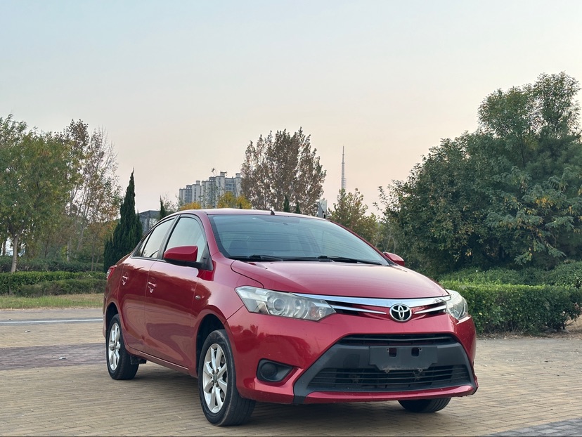 Toyota Vios 2015 #3 Toyota Vios 2015 изображение автомобиля #3