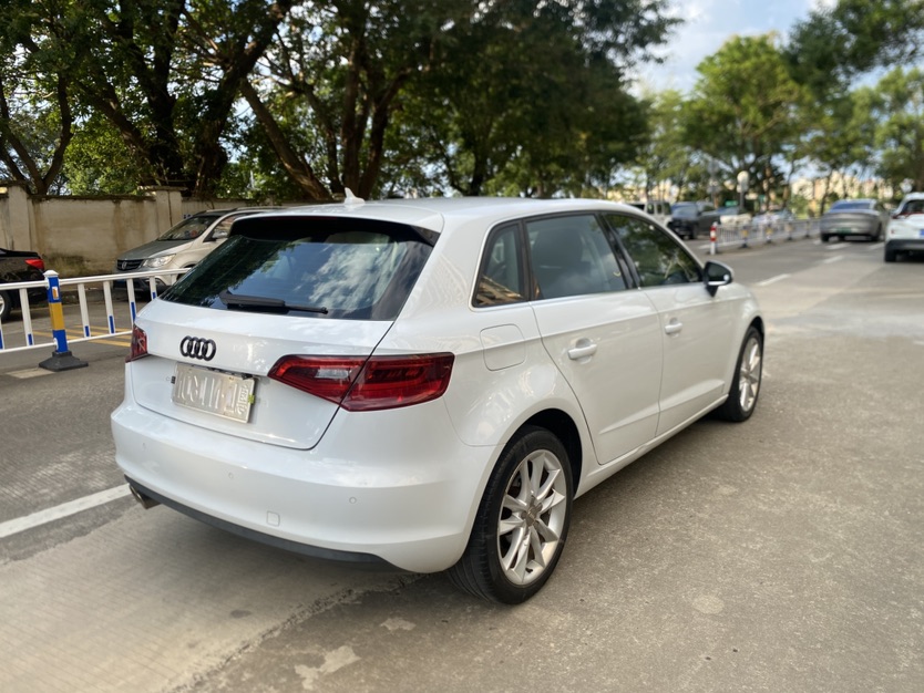 Audi A3 2014 car image #9