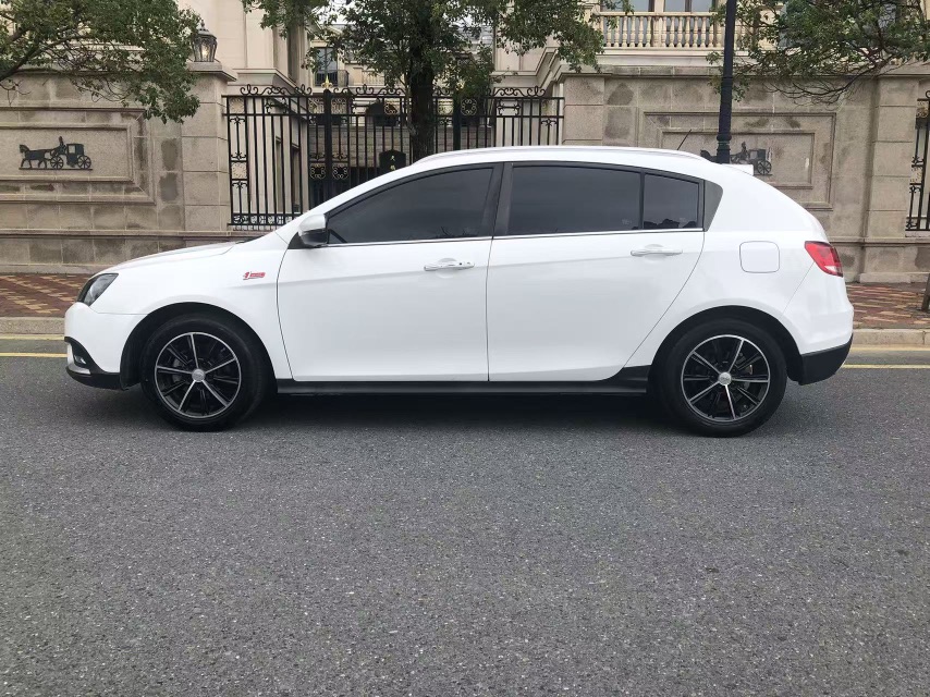 GEELY Emgrand 2017 #3 GEELY Emgrand 2017 car image #3