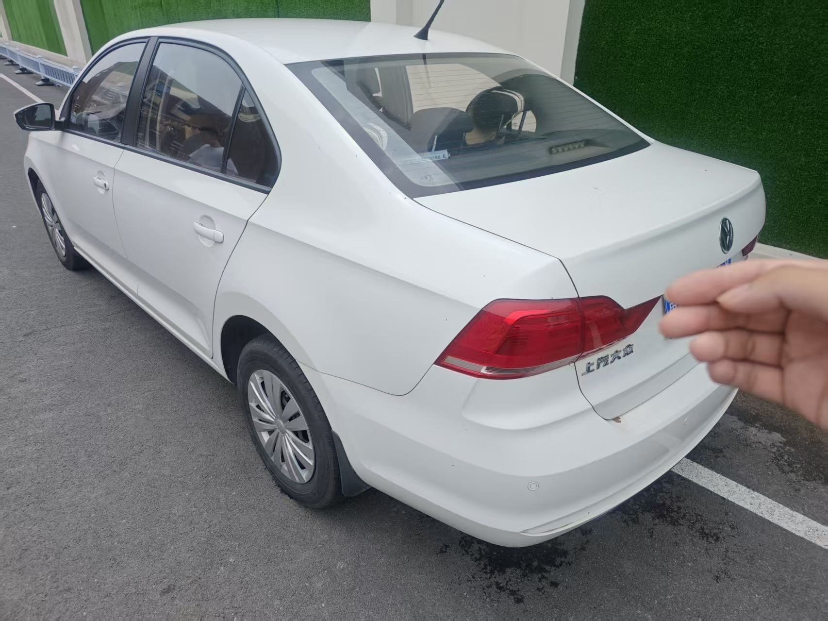Volkswagen Santana 2016 car image #2