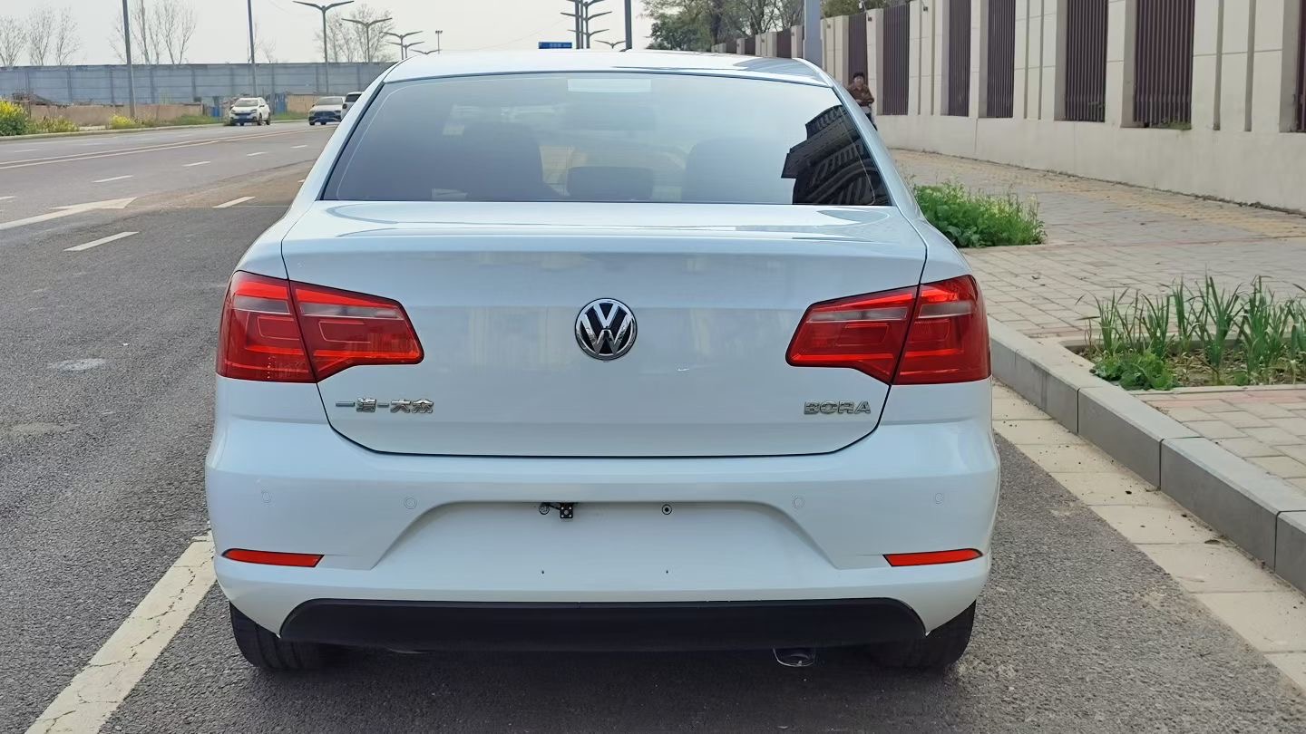 Volkswagen Bora 2013 #8 Volkswagen Bora 2013 car image #8