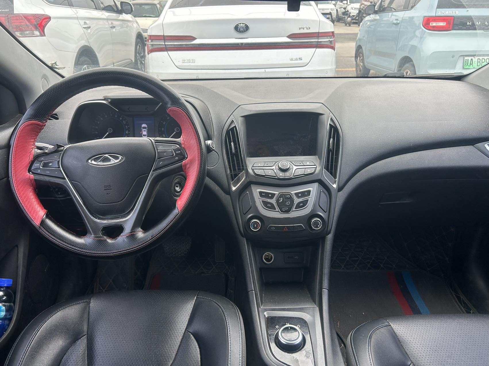 2018 car image #6