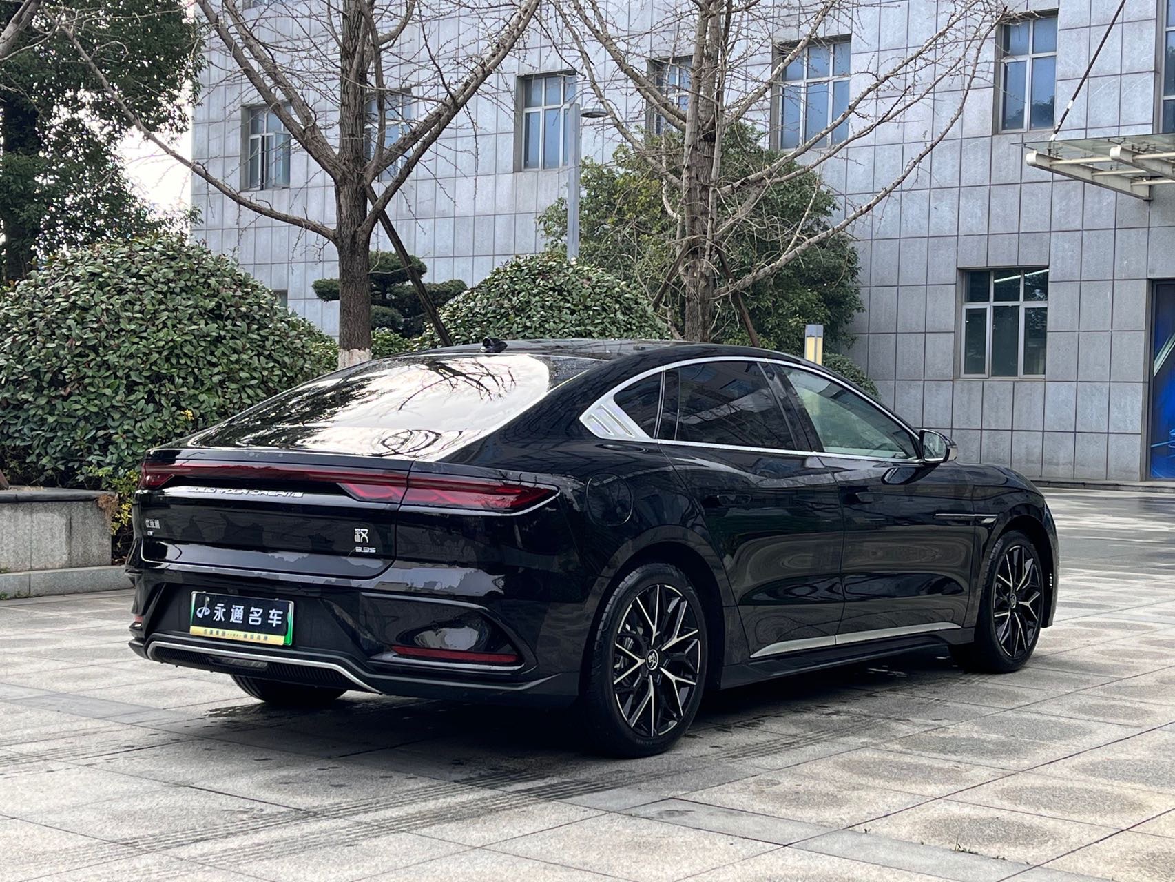 BYD Han 2024 car image #7