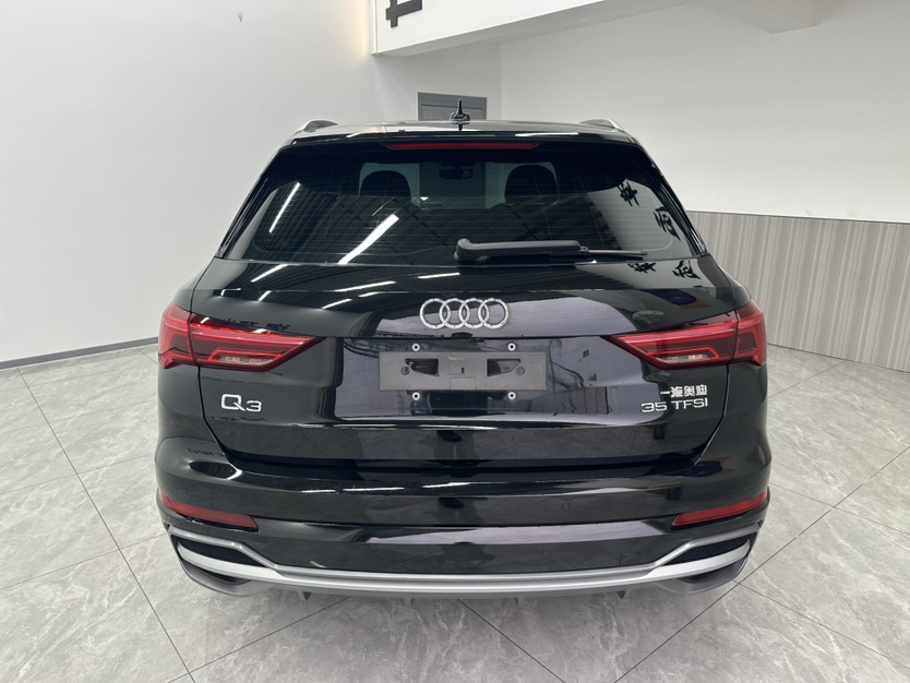 Audi Q3 2022 immagine di auto #5