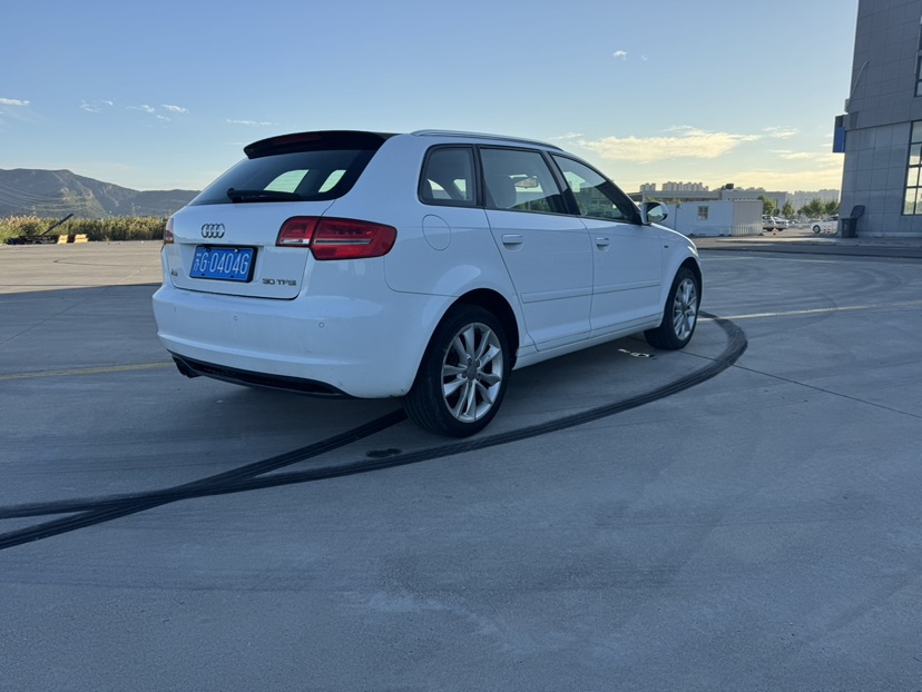 Audi A3 (Imported) 2013 #9 Audi A3 (Imported) 2013 car image #9