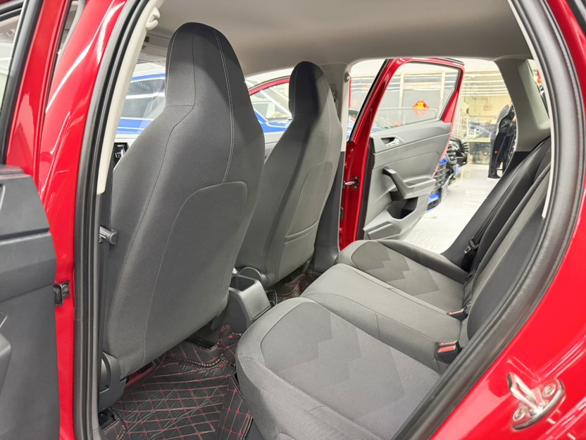 Volkswagen Polo 2023 car image #6