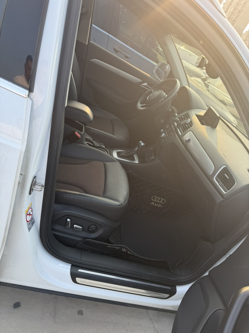 Audi Q3 2018 #8 Audi Q3 2018 car image #8