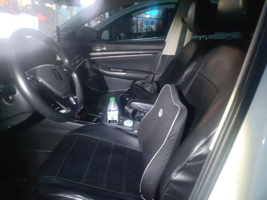 Volkswagen Bora 2021 car image #5