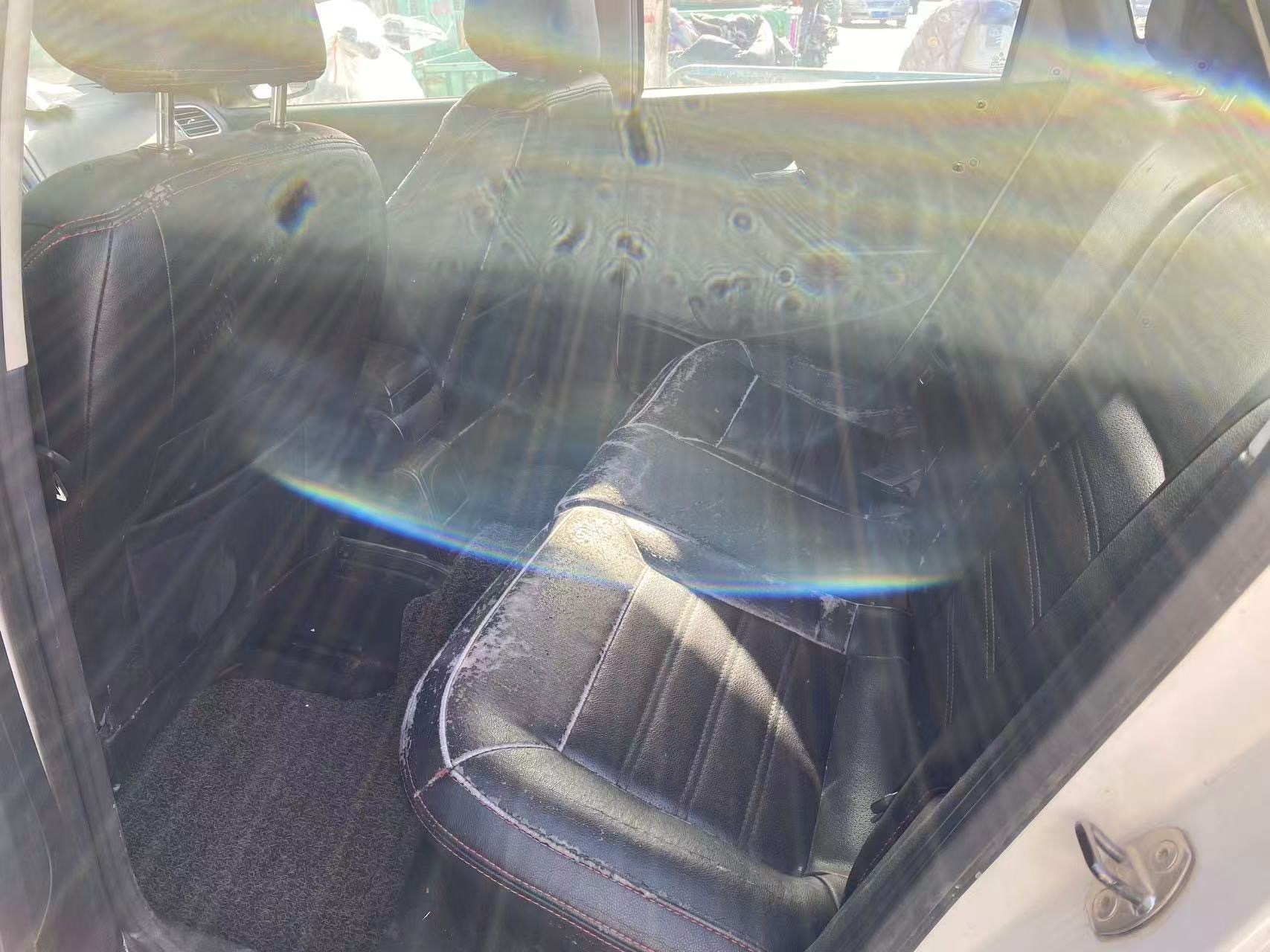 Volkswagen Polo 2014 car image #6