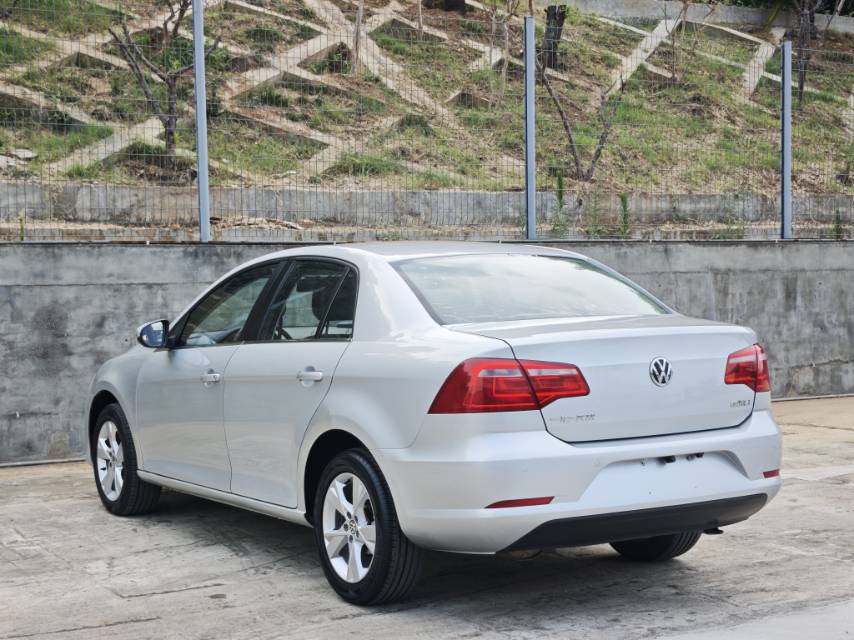 Volkswagen Bora 2014 car image #4