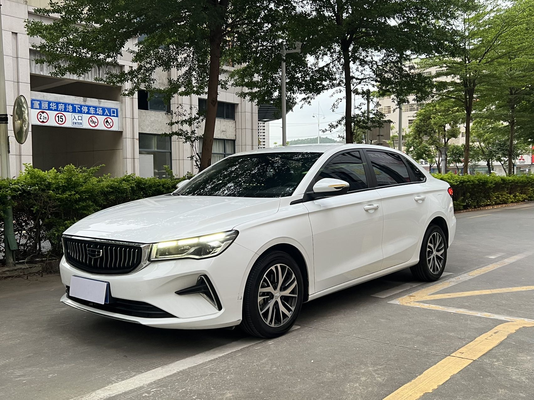 GEELY Emgrand 2024 car image 