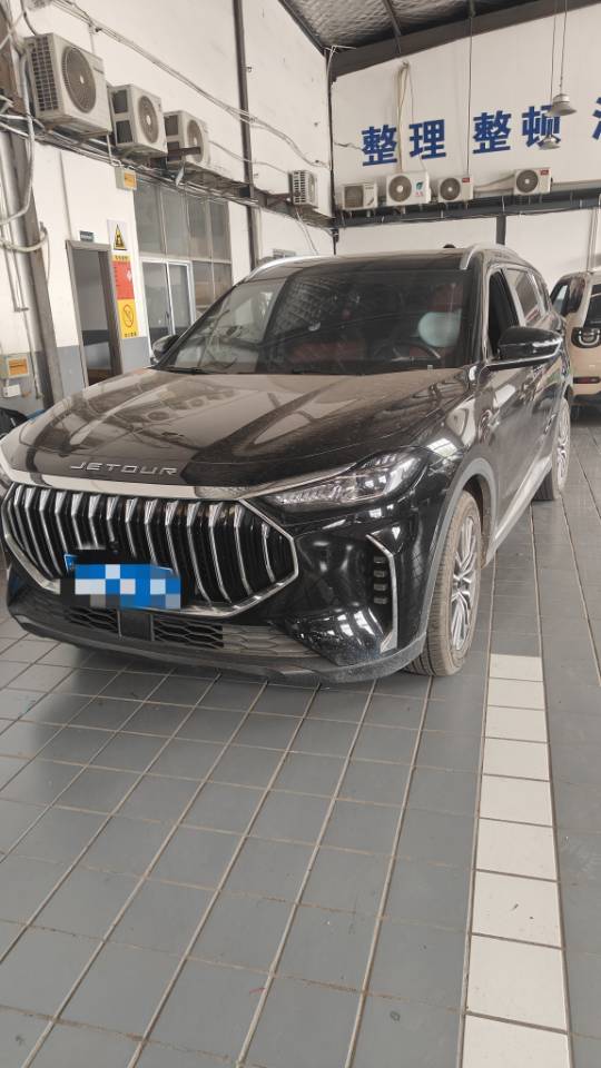Jetour X70 PLUS 2025 car image 