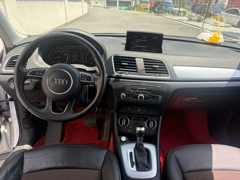 Audi Q3 2019 #6 Audi Q3 2019 car image #6