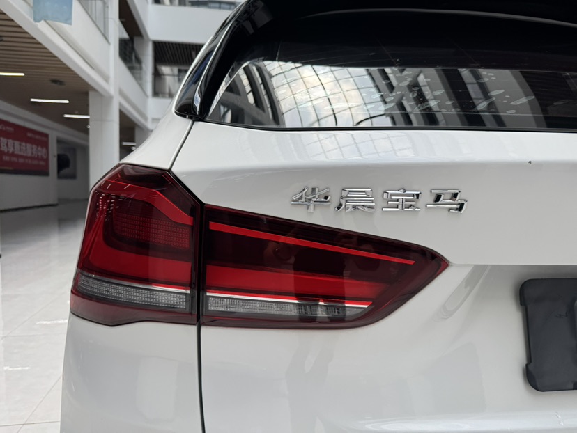 BMW X1 2021 car image #17
