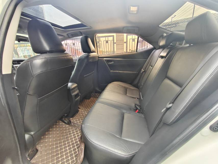 Toyota Corolla 2015 car image #6