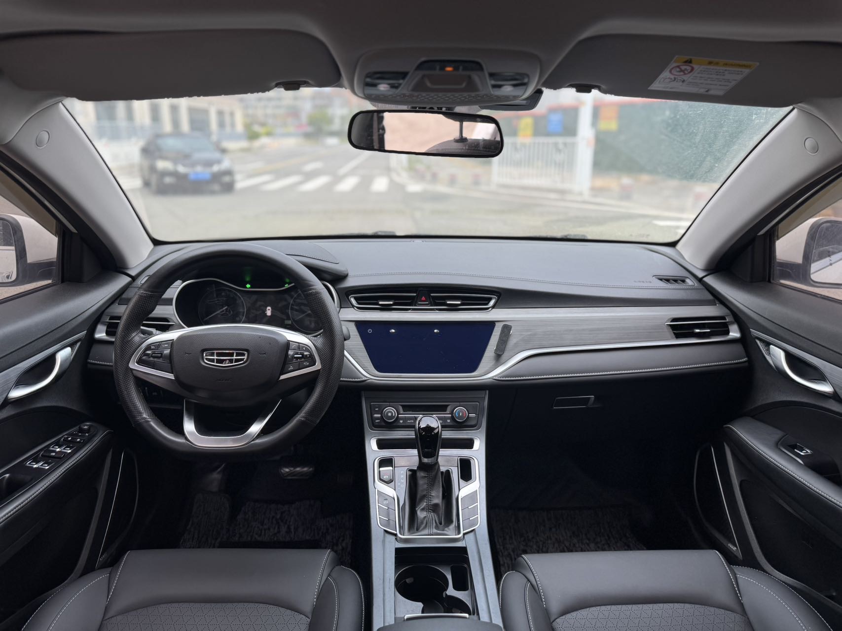 GEELY Emgrand 2021 #5 GEELY Emgrand 2021 car image #5