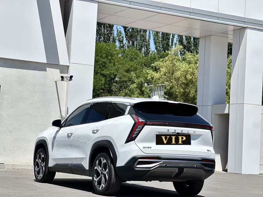 GEELY Boyue L 2023 car image #9