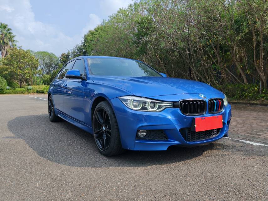 BMW 3 Series 2018 #3 BMW 3 Series 2018 car image #3