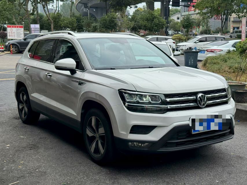 Volkswagen Tharu 2019 car image #3