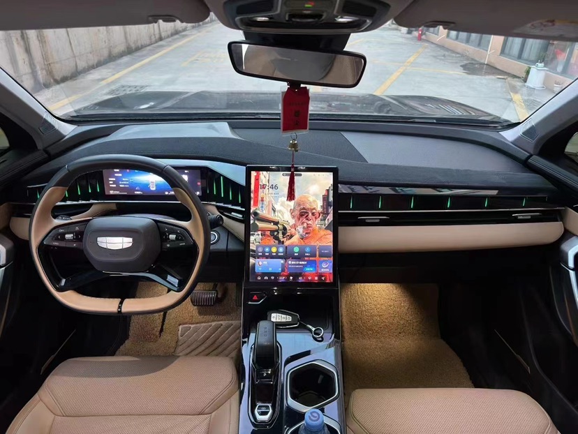 GEELY Boyue L 2023 car image #4
