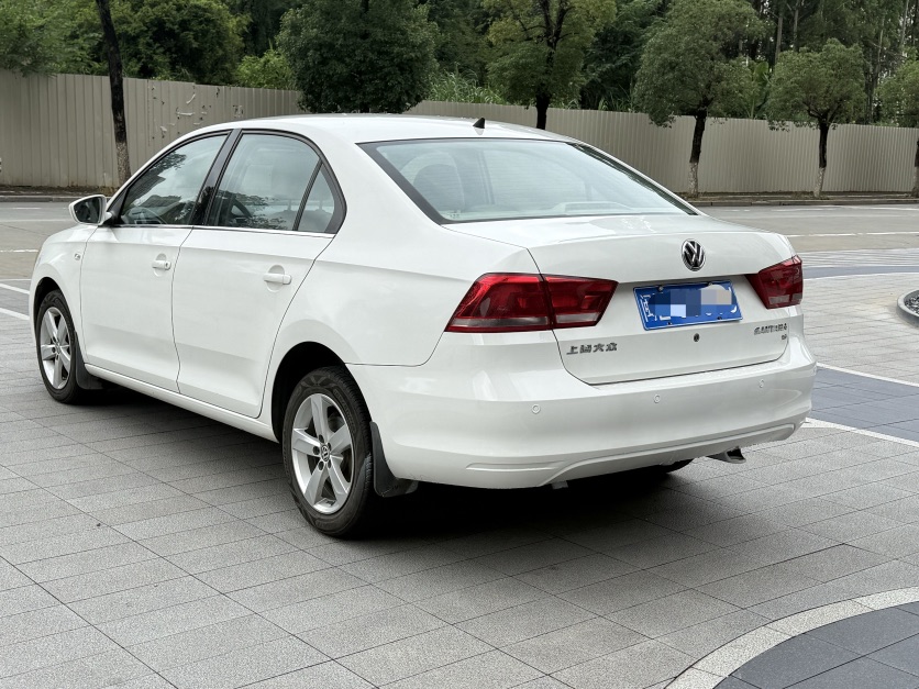 Volkswagen Santana 2013 car image #9