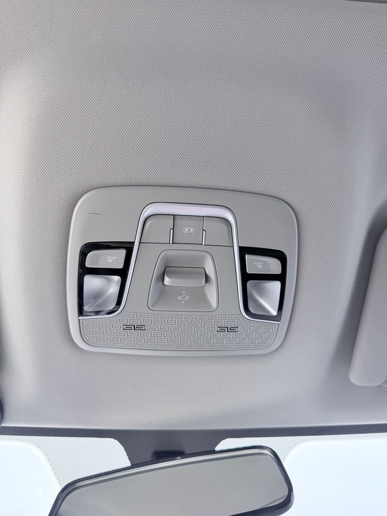 GEELY Coolray 2021 #14 GEELY Coolray 2021 car image #14