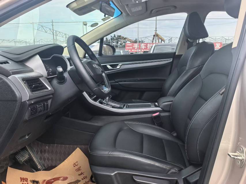 GEELY Emgrand GS 2019 #4 GEELY Emgrand GS 2019 car image #4