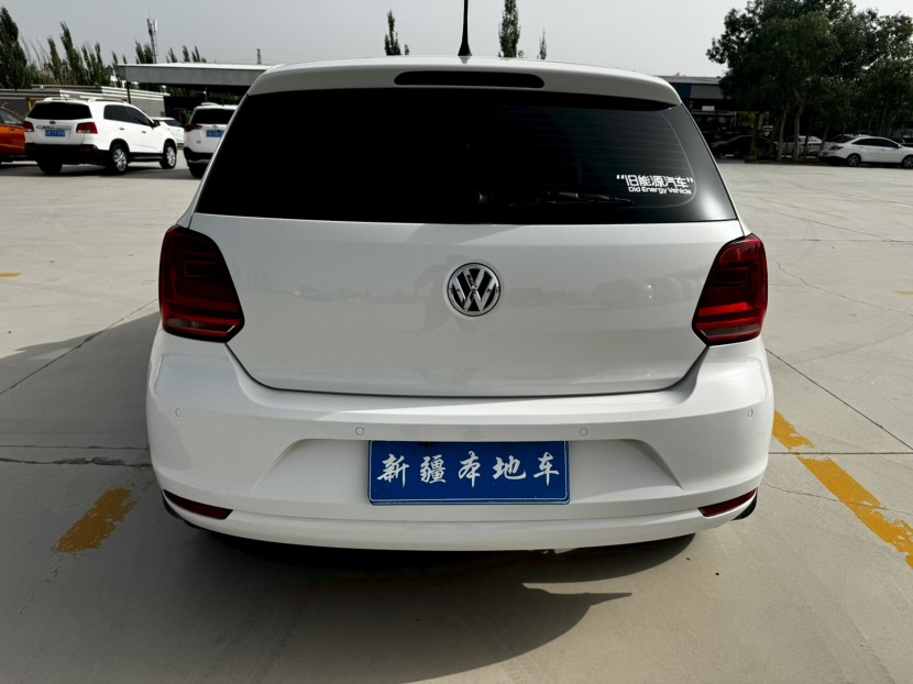 Volkswagen Polo 2015 #4 Volkswagen Polo 2015 car image #4