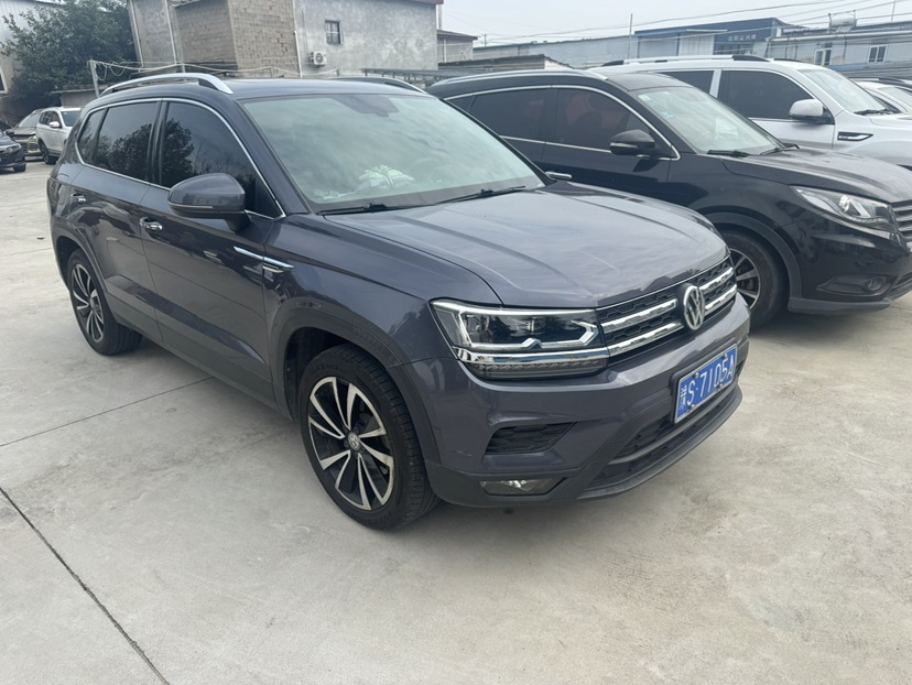 Volkswagen Tharu 2020 car image #2