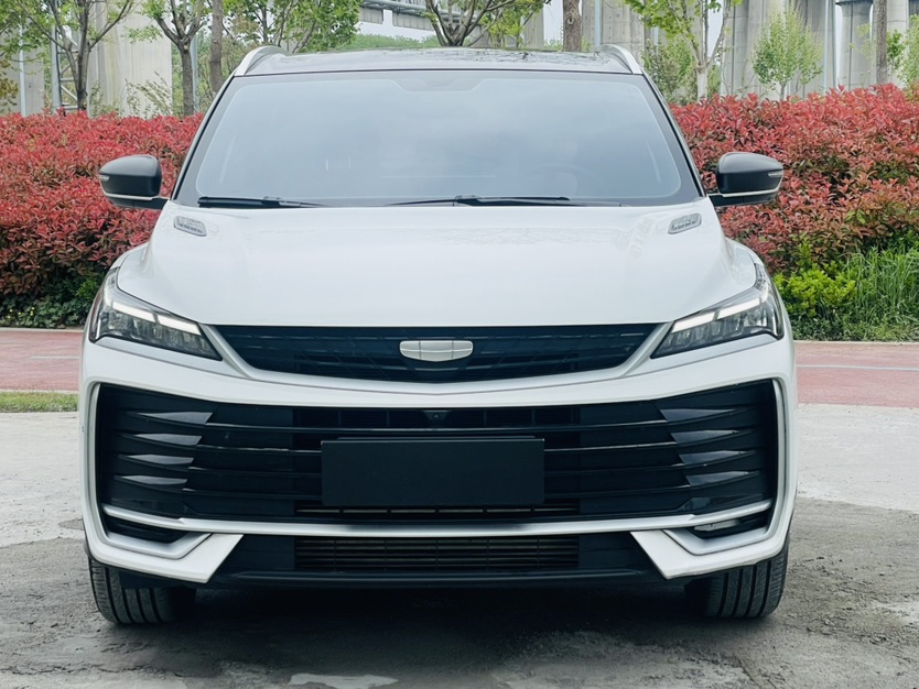 GEELY Coolray 2025 car image #2