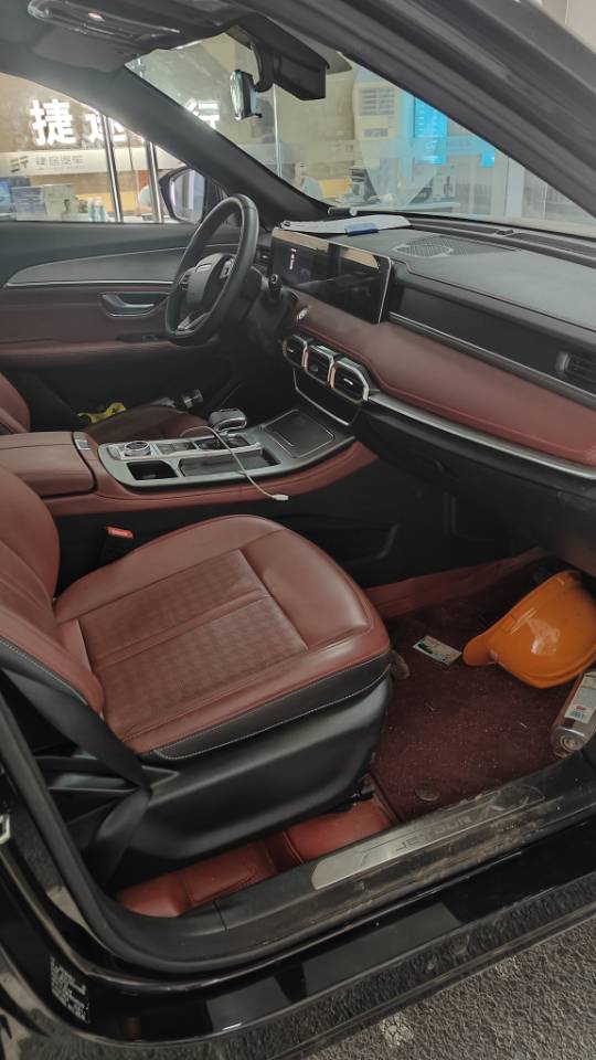 Jetour X70 PLUS 2025 car image #6