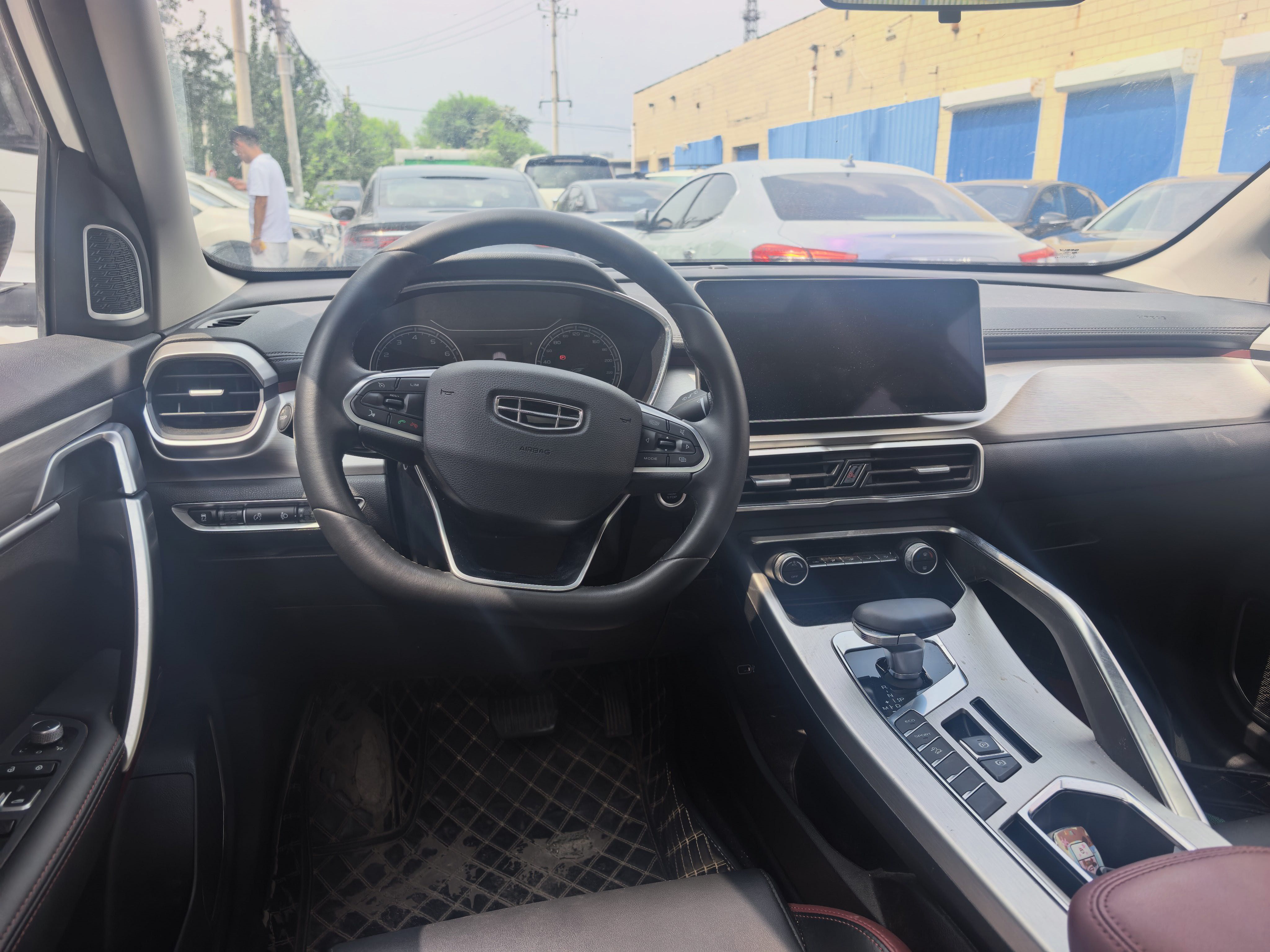 GEELY Coolray 2022 #8 GEELY Coolray 2022 car image #8