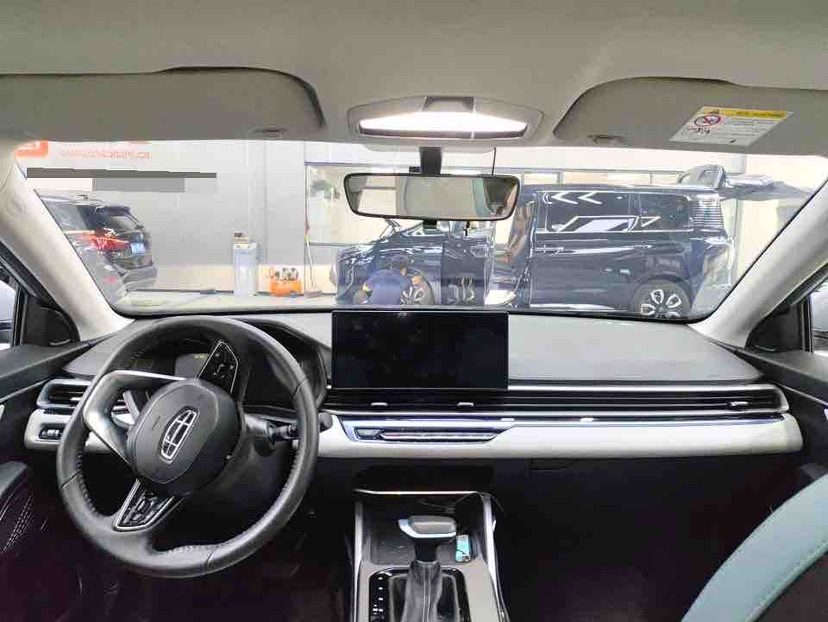 GEELY Emgrand 2023 #4 GEELY Emgrand 2023 car image #4
