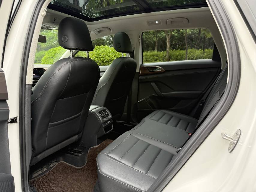 Volkswagen Tharu 2021 #8 Volkswagen Tharu 2021 car image #8