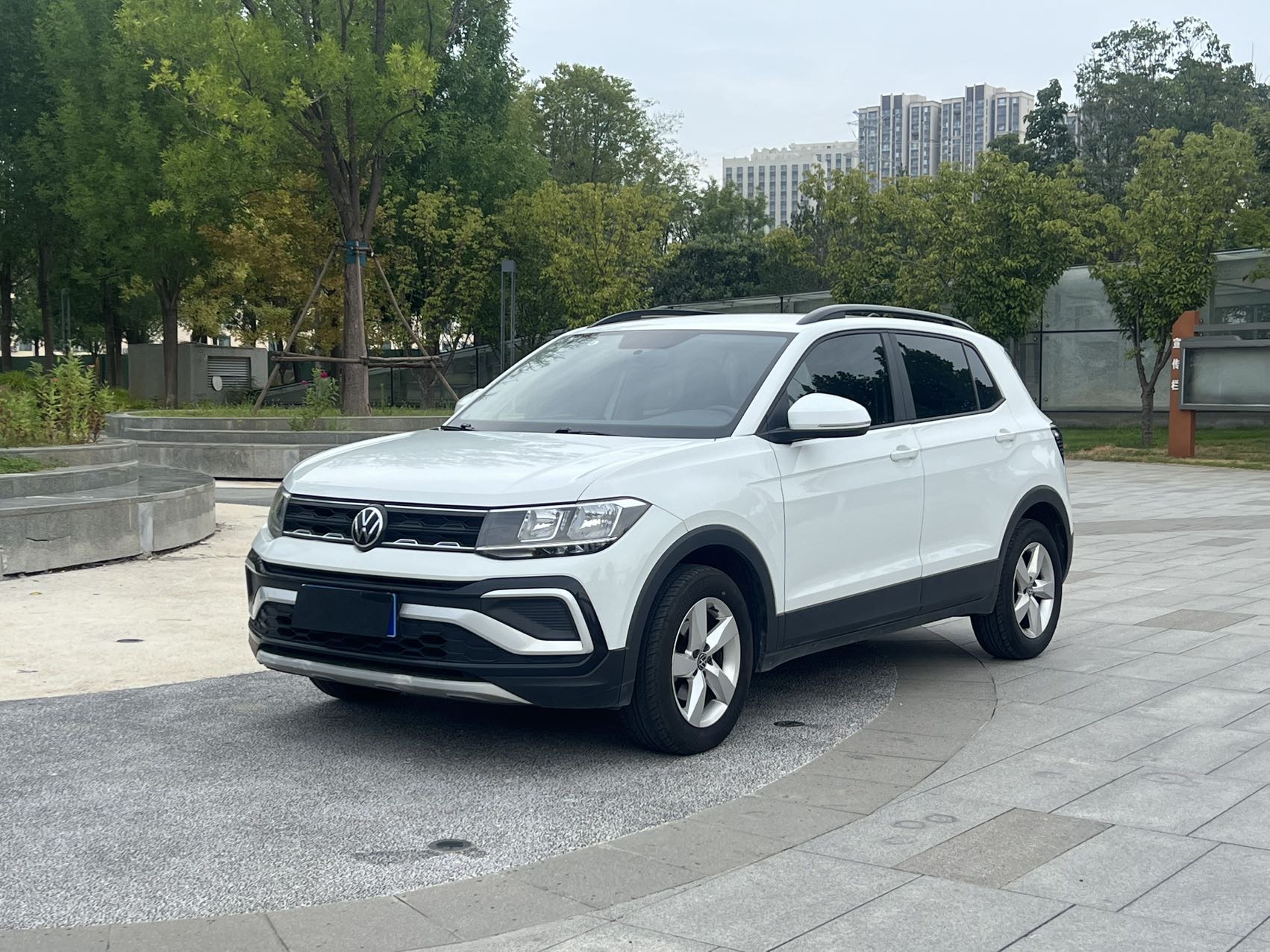 Volkswagen T-Cross 2023 Volkswagen T-Cross 2023 car image
