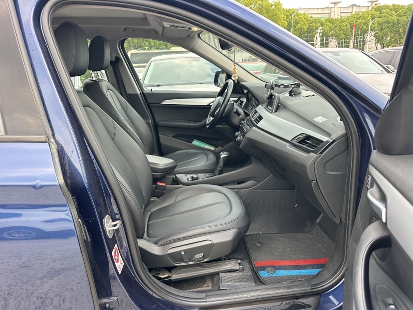 BMW X1 2017 #7 BMW X1 2017 car image #7