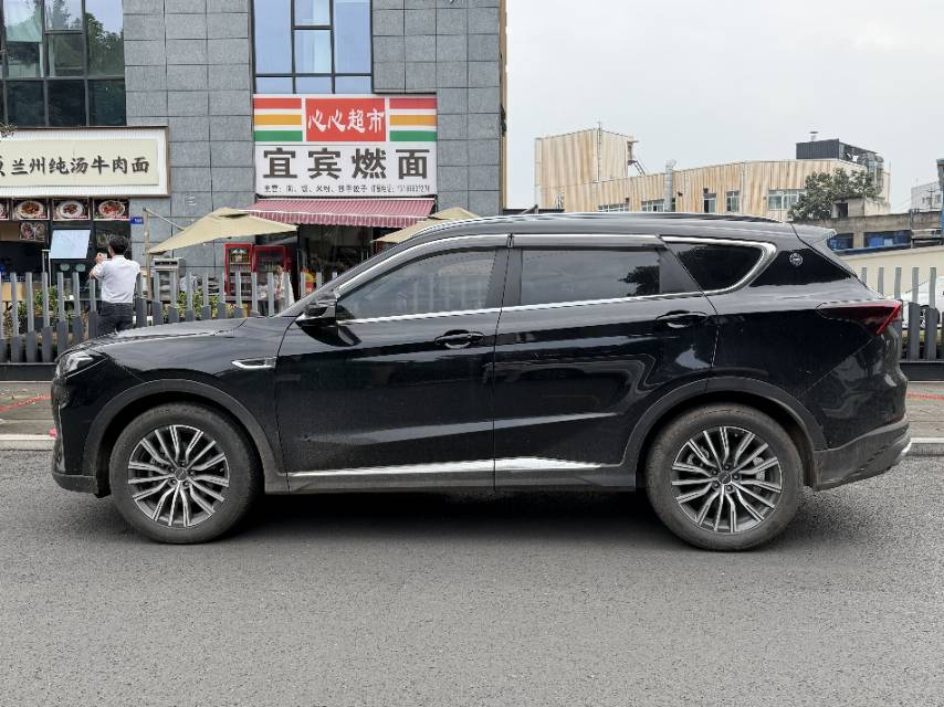 Jetour X70 PLUS 2025 #2 Jetour X70 PLUS 2025 imagen de coche #2