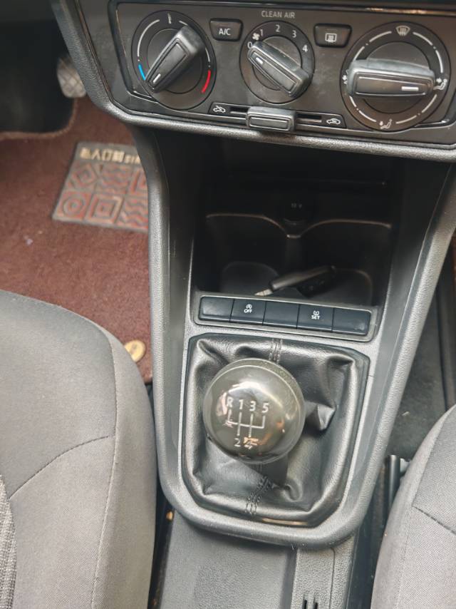 Volkswagen Santana 2019 car image #6